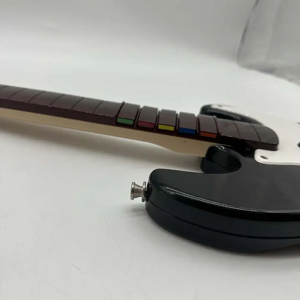 Rock Band 2 Fender Stratocaster Model NWGTS2 Guitar Controller for Wii NO DONGLE